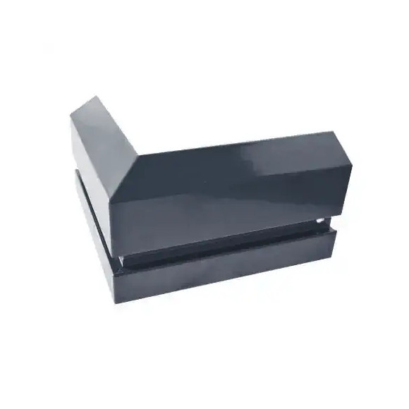 Narożnik zewnętrzny do profilu cokołowego C2 Renoplast RAL 7024 grafit – systemowe wykończenie krawędzi tarasu